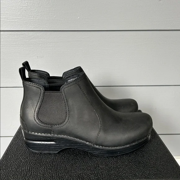 Danskos Frankie Black 38 - Picture 7 of 10